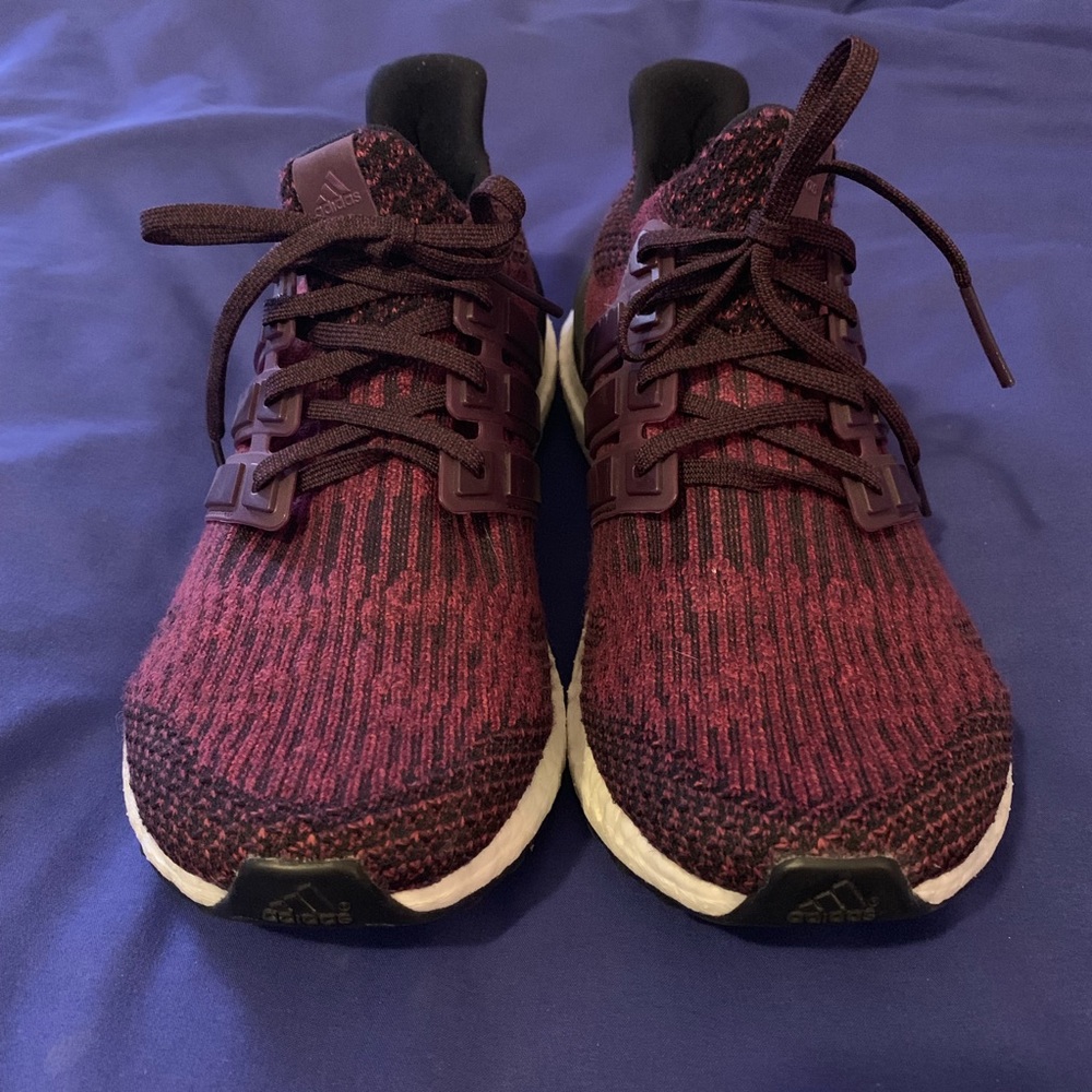 ADIDAS Ultra Boost